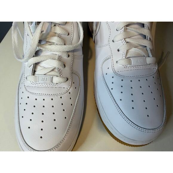 NIB Nike Air Force 1 \'07 - Men\'s Size 12 main image 4
